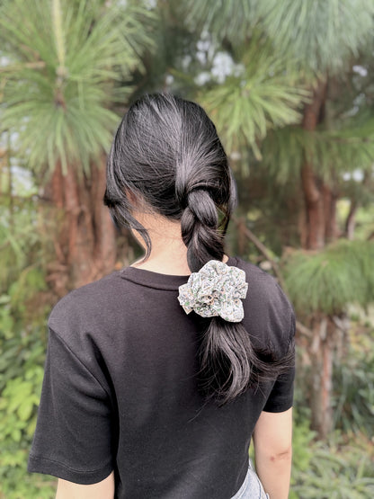 Florence - Fluffy Scrunchie